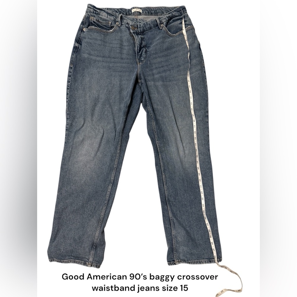 Good American 90’s baggy jeans.